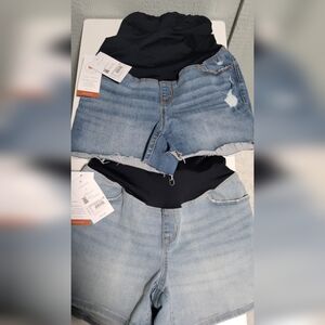 ISABEL‎ MATERNITY Jean Shorts Size 4  Bundle